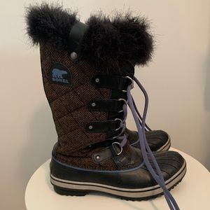 Sorel Tofino winter boot